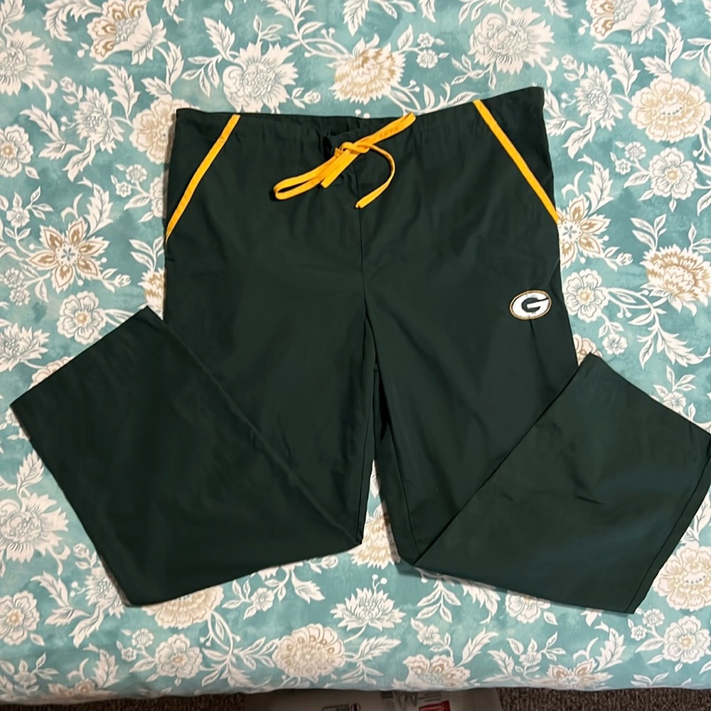 Green Bay Packers NFL Team Apparel Scrub Pants